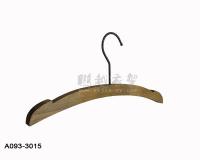 Pine child hanger A093-3015